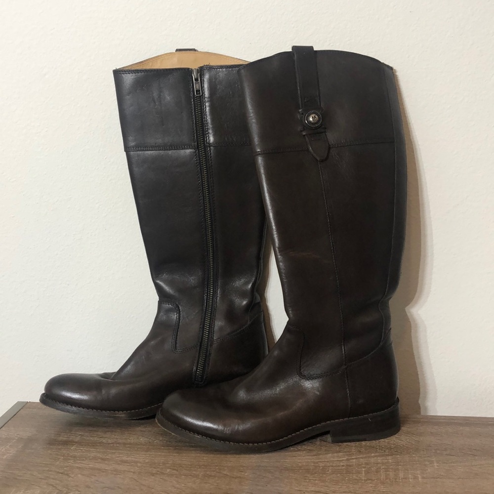Woman’s Frye boots